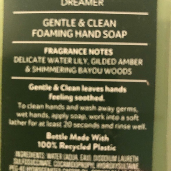 Tiana Bath & Body Set - Green Fragrance, Body Wash & Foaming Hand Soap - Picture 4 of 7